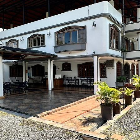 Posada Real Puyo Exterior foto